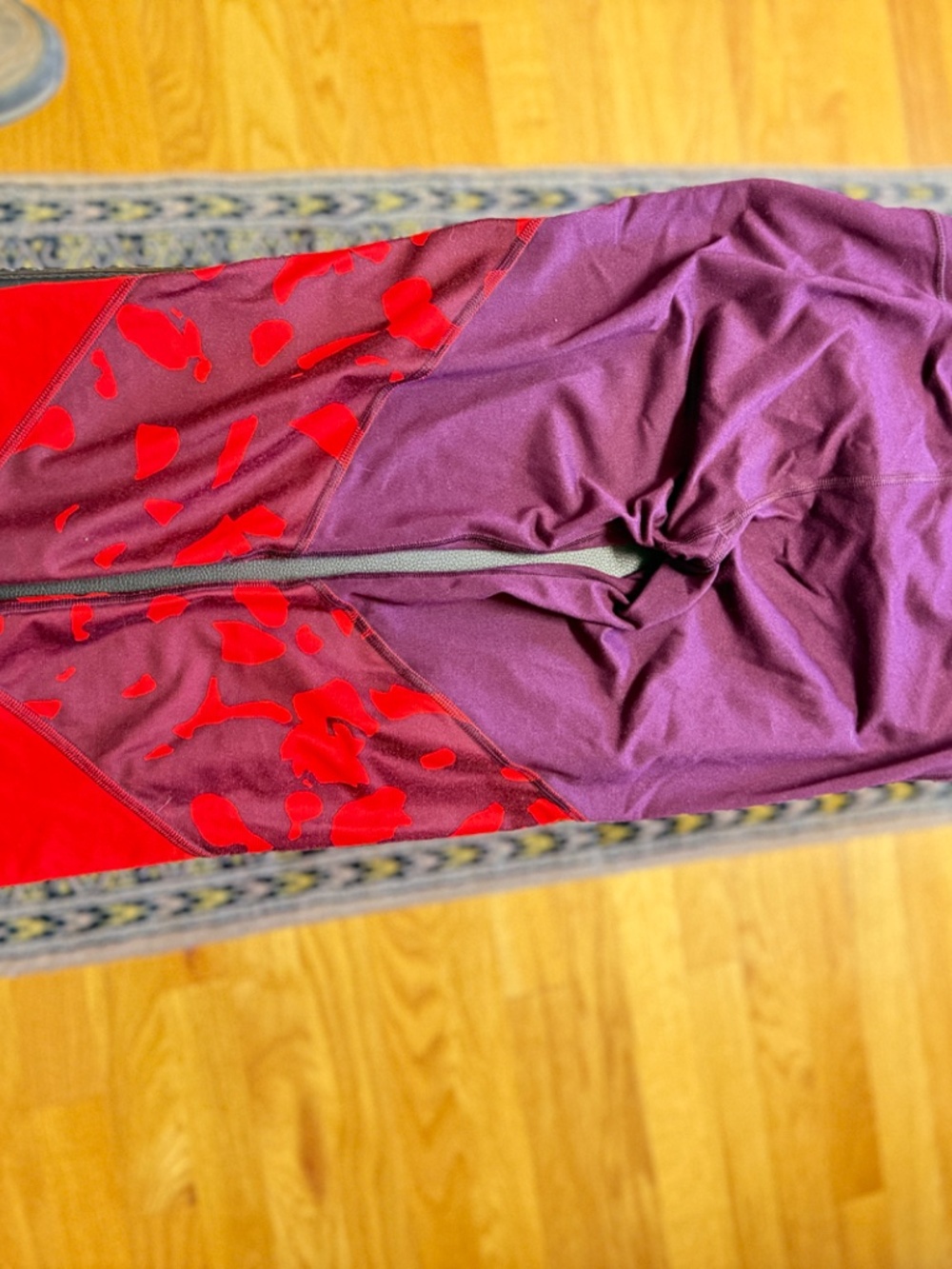 Fabletics tights - Picture 2 of 4